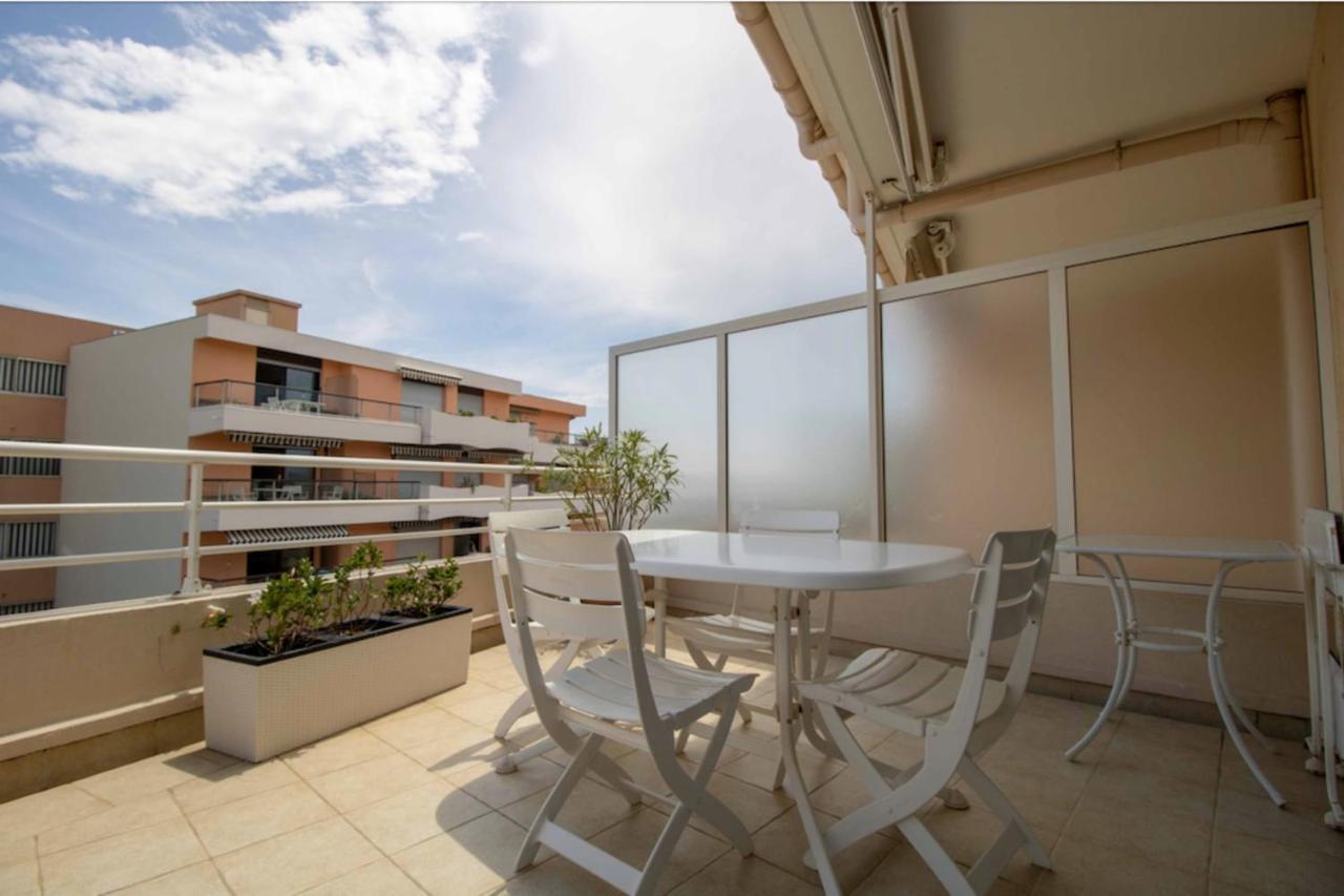 Appartamento Bright Cocoon With Terrace And Sea View Saint-Raphaël